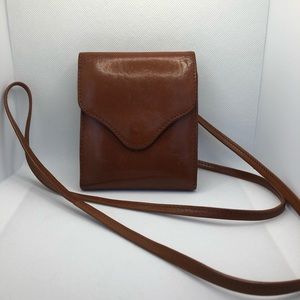 Crossbody Hobo International Wallet